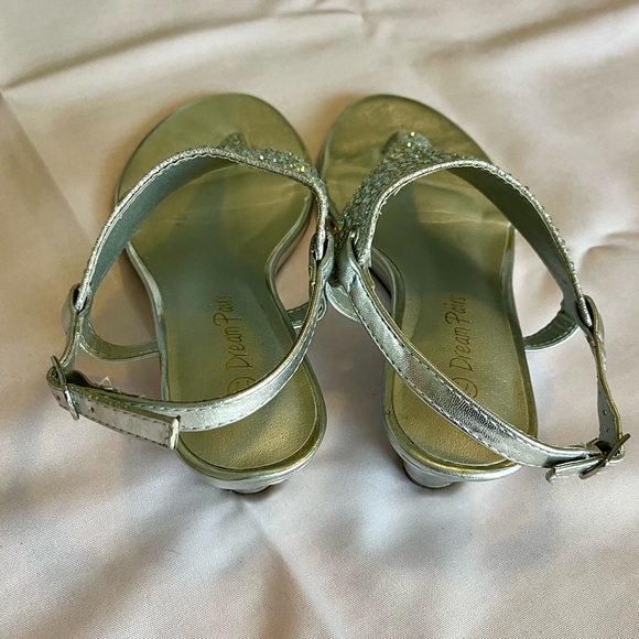 Womens silver low wedge dress sandals size 7.5 - Picture 2 of 7